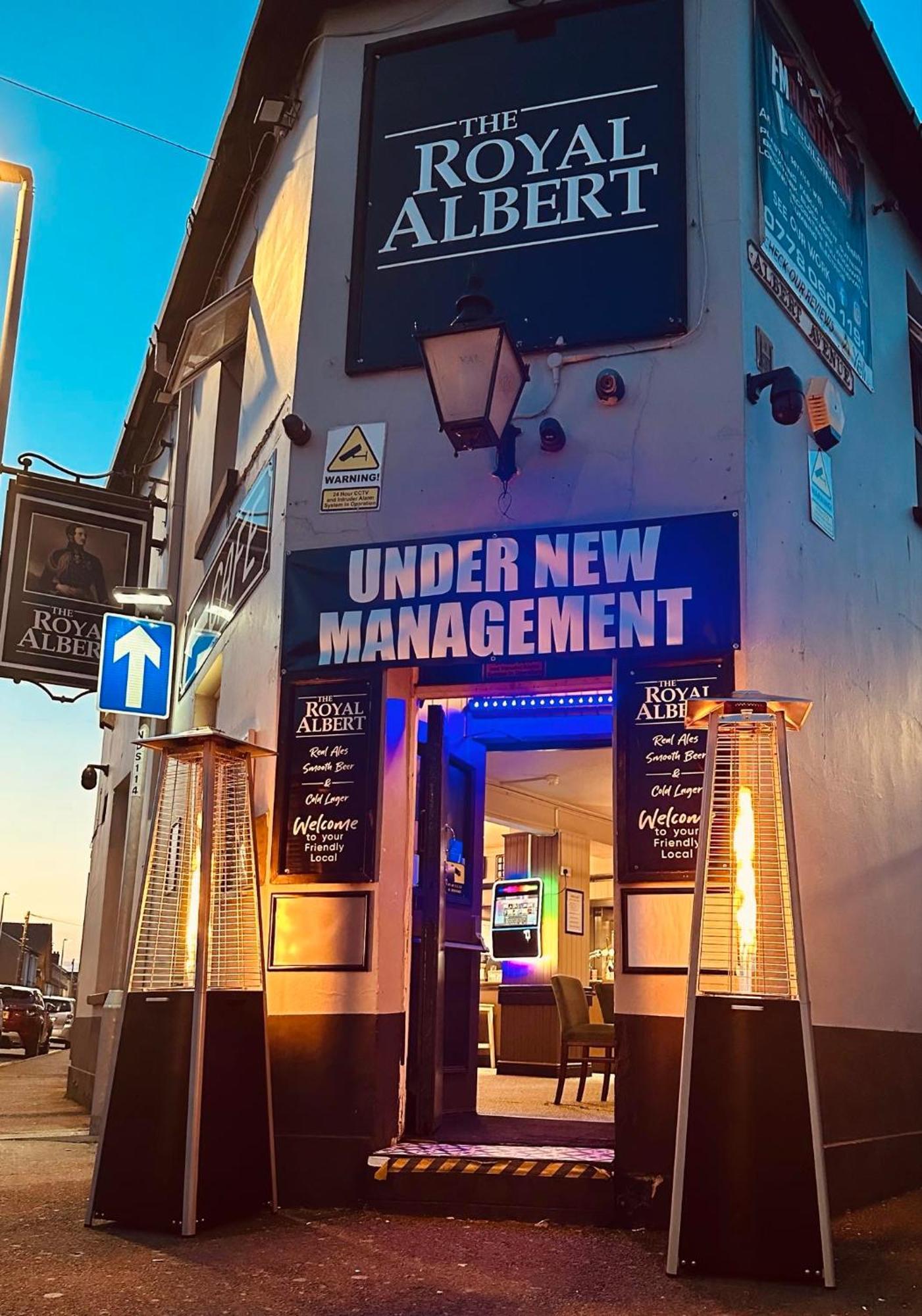 The Phoenix Inn Newport  Exterior foto